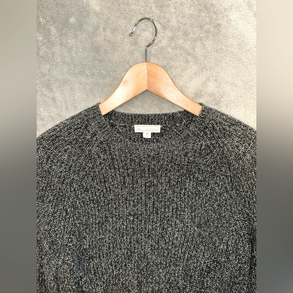 Gap Grey Knit Women’s XS Sweater